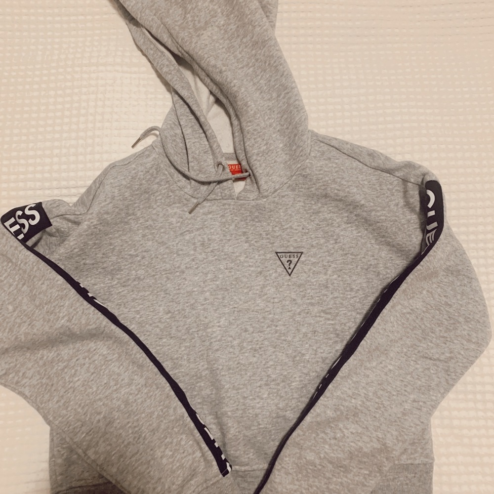 Guess Sweater
